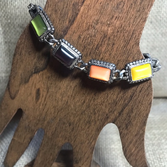 Premier Designs Gemstone and Antiqued Silver bracelet - Picture 2 of 4